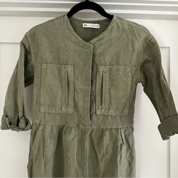 Girls Zara green utility pocketed snap top army green jumpsuit romper! - Picture 3 of 4